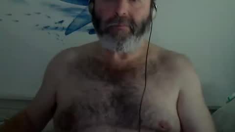 Snapshot of midhir chatting on 01.27.25 kike online show from 01.27.25