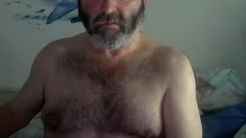 Snapshot of midhir chatting on 01.31.25 kike online show from 01.31.25