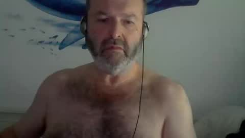 Snapshot of midhir chatting on 02.06.25 kike online show from 02.06.25