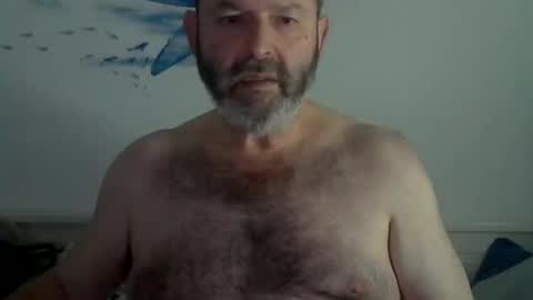 Snapshot of midhir chatting on 02.15.25 kike online show from 02.15.25