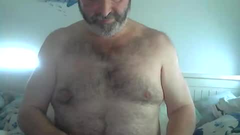 Snapshot of midhir chatting on 09.17.25 kike online show from 09.17.25