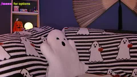 Rain online show from 10.22.25