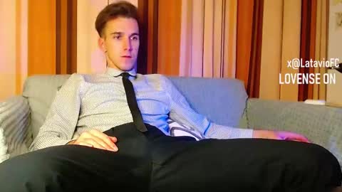 Snapshot of midnighter__ chatting on 11.25.25 Alexey or just Alex online show from 11.25.25