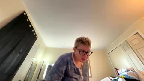 midnightmochi2 online show from 04.26.26