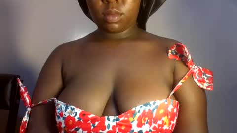 midnightt_curves online show from 06.23.26