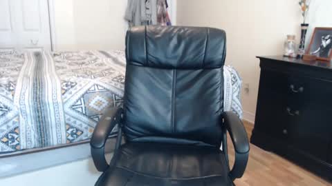 MidsummerNightsDream online show from 02.28.25