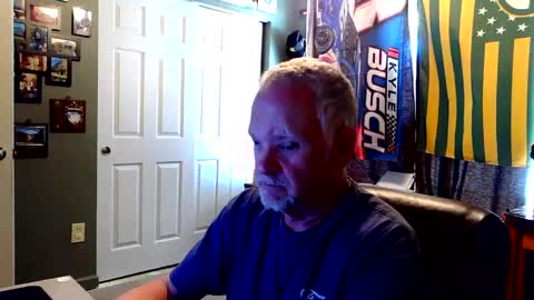 Snapshot of midwestdad09 chatting on 09.08.25 midwestdad09 online show from 09.08.25