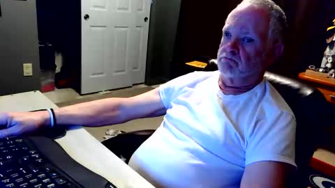 midwestdad09 online show from 12.01.25