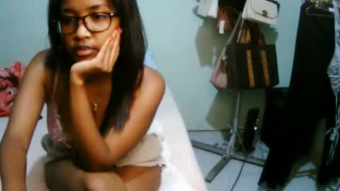 Snapshot of miel_07 chatting on 03.02.26 miel_07 online show from 03.02.26