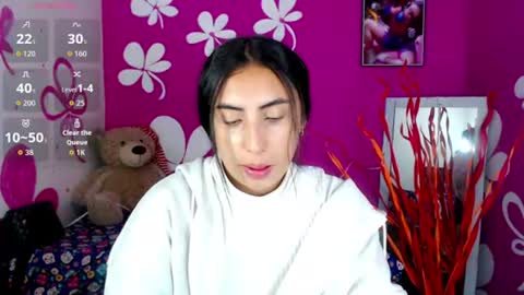 Nicole online show from 07.18.26