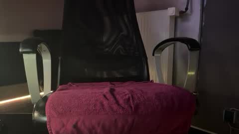 Snapshot of mies35 chatting on 12.13.24 mies35 online show from 12.13.24