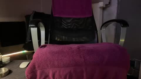 Snapshot of mies35 chatting on 12.26.24 mies35 online show from 12.26.24