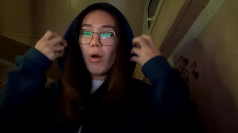 Snapshot of migdaliafenlon chatting on 11.07.25 Nova online show from 11.07.25