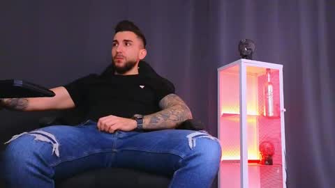 MightyAaron online show from 02.16.25