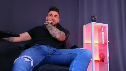 MightyAaron online show from 02.20.25