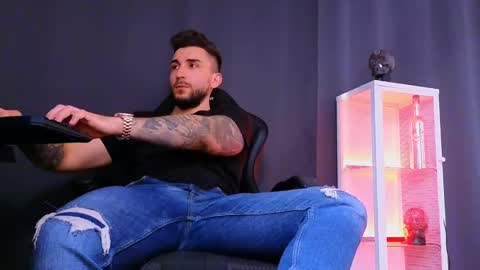 MightyAaron online show from 03.02.25