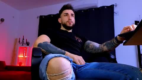 MightyAaron online show from 02.25.26