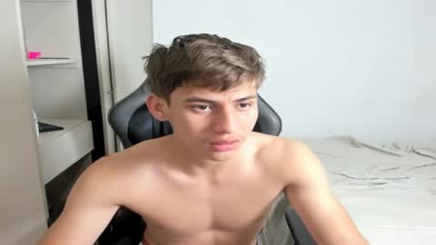 Miguel Hernandez online show from 10.03.25