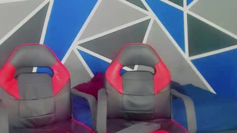 Snapshot of migueyalejo_sweetsex chatting on 02.02.25 migueyalejo sweetsex online show from 02.02.25