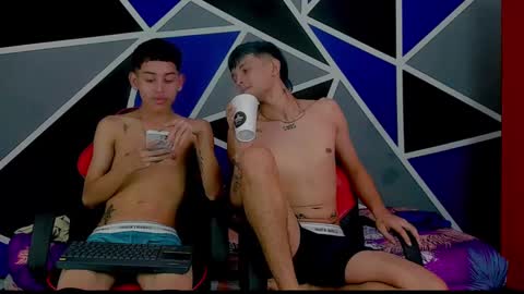 Snapshot of migueyalejo_sweetsex chatting on 02.27.25 migueyalejo sweetsex online show from 02.27.25