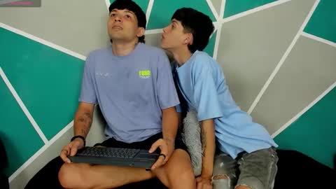 Snapshot of migueyalejo_sweetsex chatting on 09.30.25 migueyalejo sweetsex online show from 09.30.25