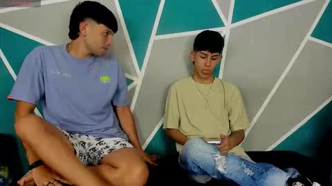 Snapshot of migueyalejo_sweetsex chatting on 10.10.25 migueyalejo sweetsex online show from 10.10.25