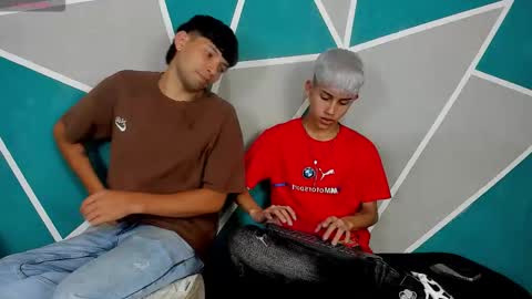 Snapshot of migueyalejo_sweetsex chatting on 10.16.25 migueyalejo sweetsex online show from 10.16.25