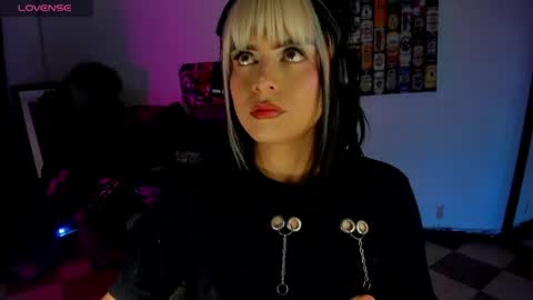 MIHAA-ADAMS online show from 06.08.26