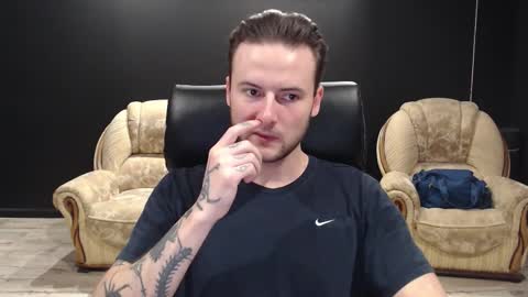 Misha Winchester online show from 11.17.25