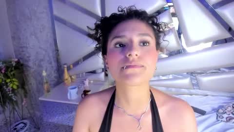 MIA 3 online show from 01.04.25