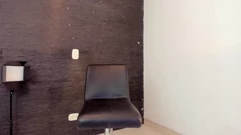 Snapshot of miiaah_kaliffa chatting on 09.11.25  MELANIE  online show from 09.11.25