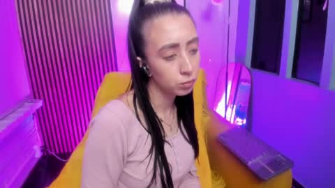 miilu  online show from 04.18.26