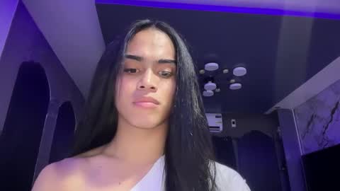 mika_pedersen online show from 11.15.25