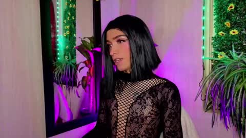 mikaelarangel online show from 10.20.25