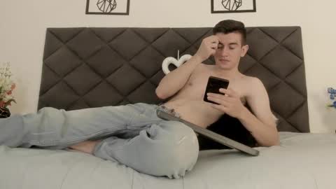 mikael online show from 02.26.25