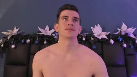 mikael online show from 12.21.25