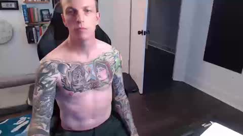 MikahisHung online show from 10.15.25