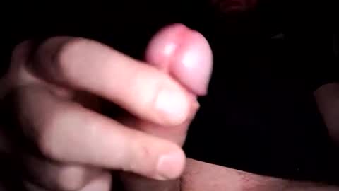 Snapshot of mikavfr chatting on 10.01.25 Mika online show from 10.01.25