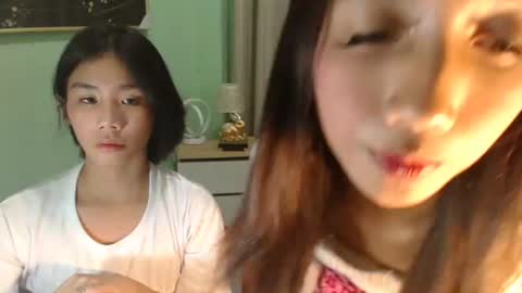 Snapshot of mikaydoll chatting on 02.13.26 mikay online show from 02.13.26