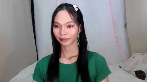 Snapshot of mikayslutt_sugarbaby143 chatting on 05.26.26 NAUGHTY MIKAYXX online show from 05.26.26