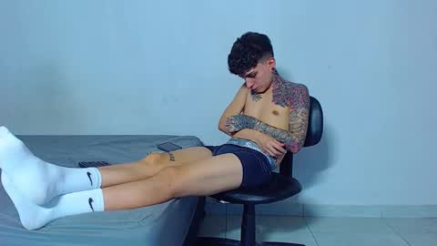 Mike IMDEPENDIENT MODEL online show from 02.12.26