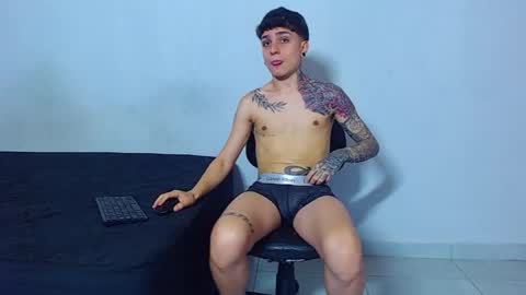 Mike IMDEPENDIENT MODEL online show from 06.08.26