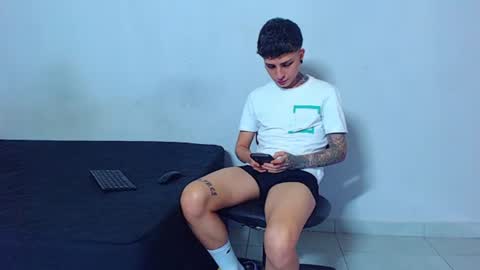 Mike IMDEPENDIENT MODEL online show from 06.10.26