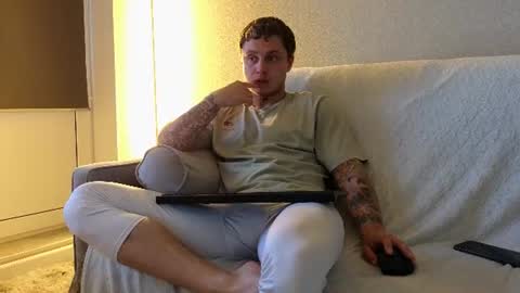 Snapshot of mike___magic chatting on 06.17.26 Mike Magic online show from 06.17.26