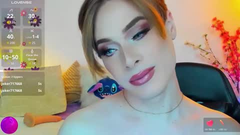 Snapshot of mike_blossom chatting on 11.24.25 Henry Price online show from 11.24.25