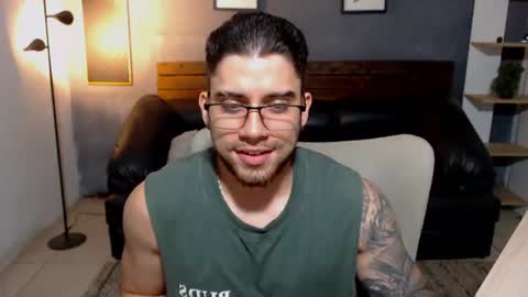 Snapshot of mike_montoya chatting on 06.10.26 Mike Montoya online show from 06.10.26