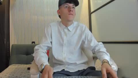 Mike Beneflexk online show from 05.08.26