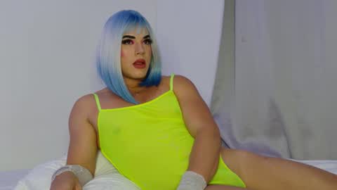 Snapshot of mikegaitan1 chatting on 11.11.25 mikegaitan1 online show from 11.11.25