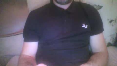 mikehockishuge9 online show from 10.11.25