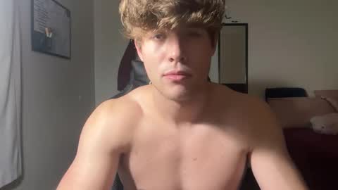 Snapshot of mikeiron126150 chatting on 11.14.25 mikeiron126150 online show from 11.14.25